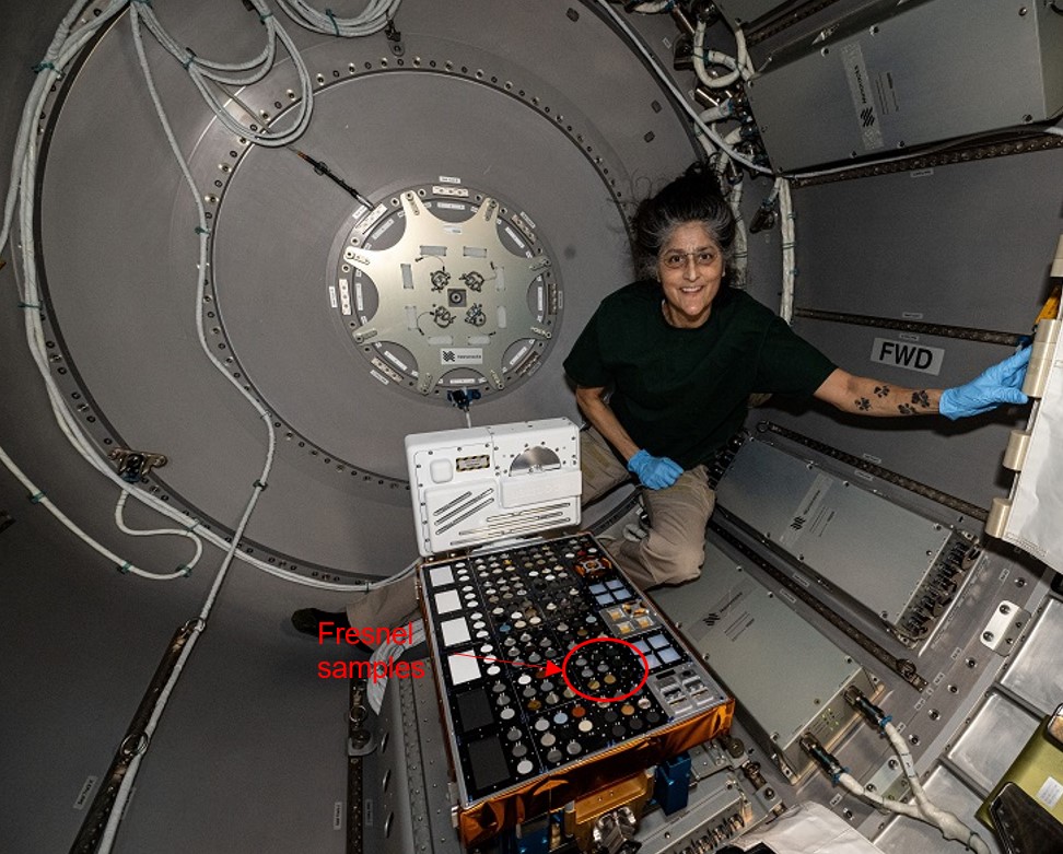 Fresnel Sample in ISS